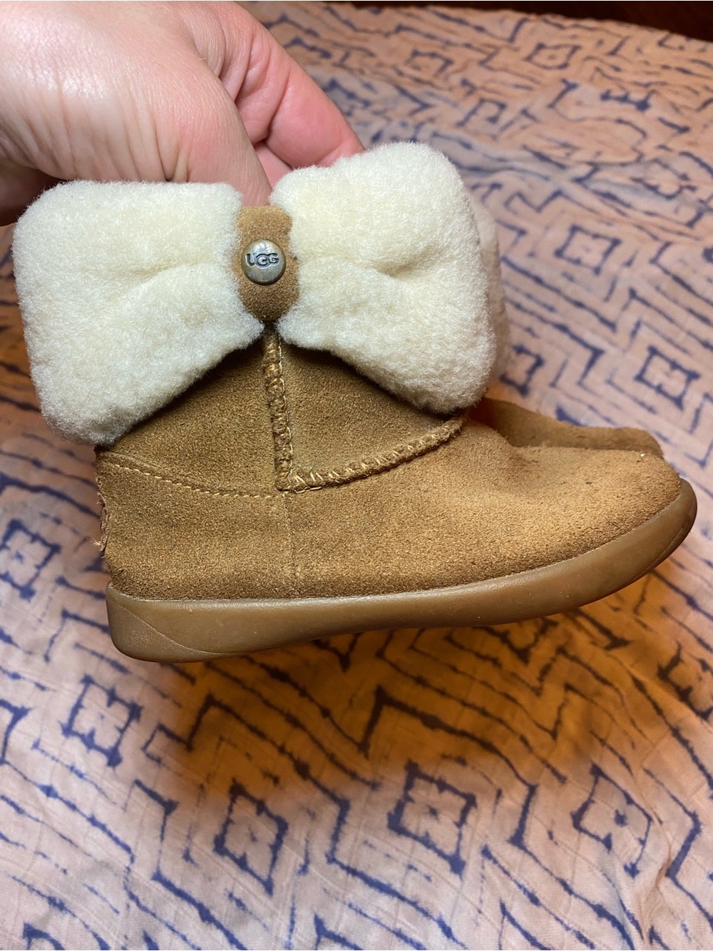 VGUC UGG Ramona Chestnut Suede Toddler Bow Boot with Cream Shearling Cuff